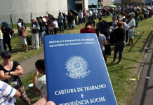 Desemprego bate recorde de 13,8% no Brasil