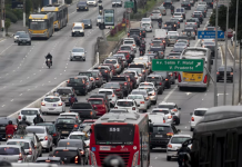 Bolsonaro aprova lei que modifica instâncias do Código de Trânsito Brasileiro