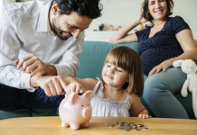 Como preparar seus filhos para a independência financeira pai ensinando filha filho sobre dinheiro
