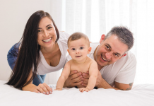 1 conselho financeiro que famílias em crescimento precisam prestar atenção família com bebe novo