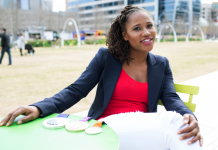 Lauryn Williams, atleta olímpica enfrenta a lacuna da riqueza Lauryn Williams