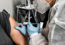 Covid-19: Brasil negocia com nove laboratórios para obter 140 milhões de doses da vacina