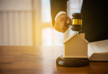 Pandemia aumenta a busca por leilões online de casas e carros