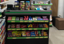 A Inglaterra está encontrando novas maneiras de reprimir alimentos não saudáveis