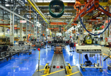 Produção industrial cresce em outubro, mas ainda acumula queda no ano